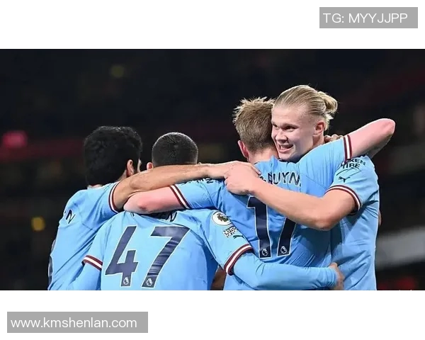 哈兰德与姆巴佩欧冠巅峰对决引发全球足球热潮与热议